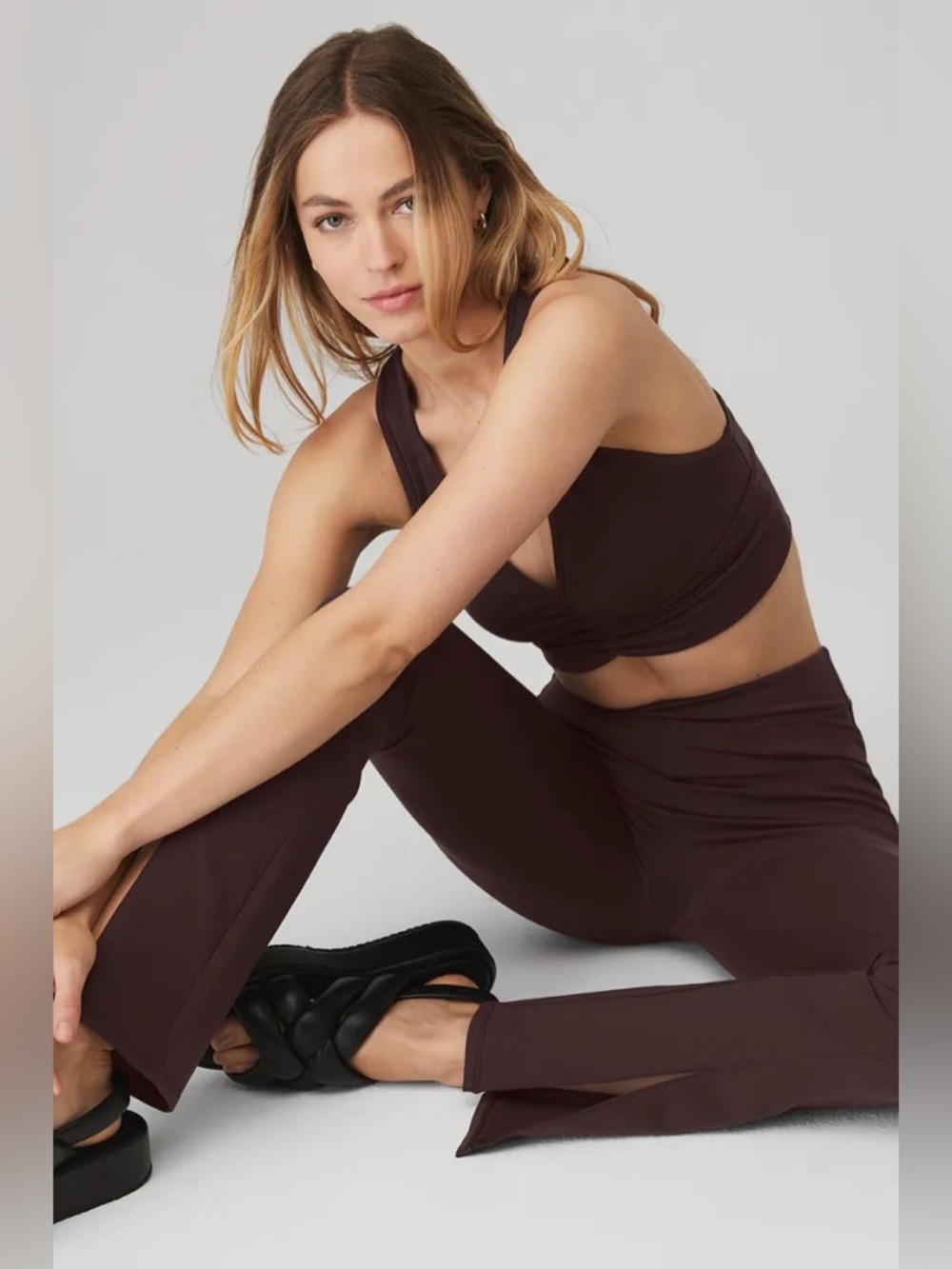 Alo Yoga Wild Thing Bra in Raisin - Picture 7 of 8